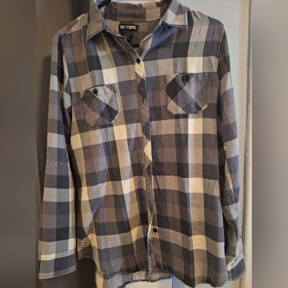 Hot Topic Long-sleeve patchwork shirt with skull